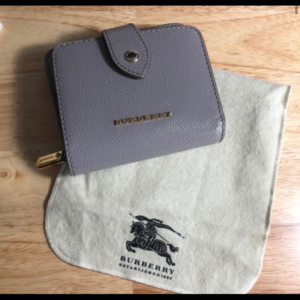 Burberry wallet - Picture 9 of 10